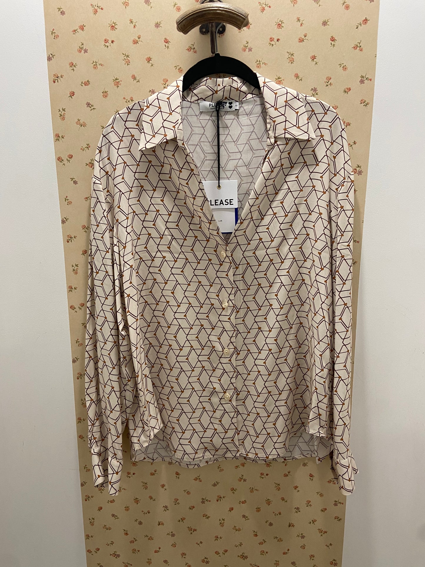 Chemise