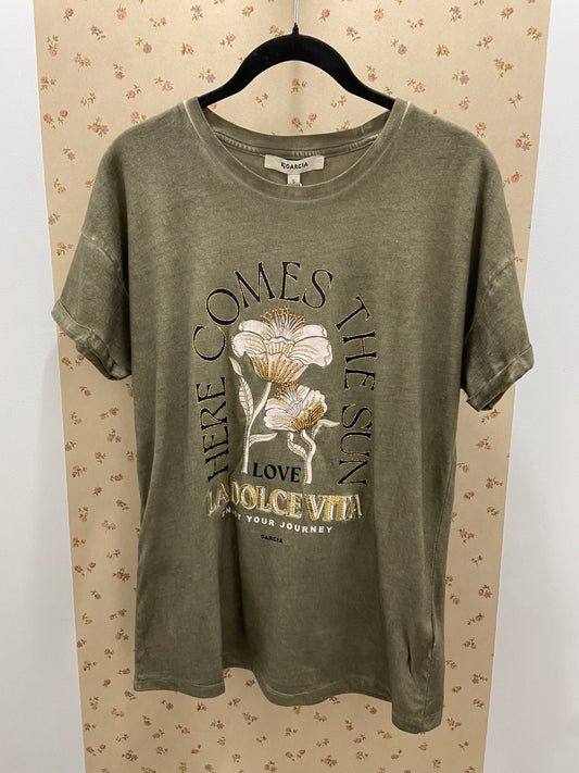 T-shirt