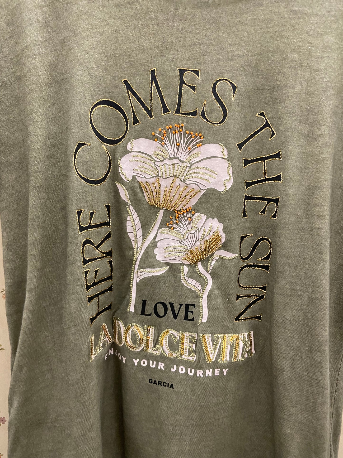 T-shirt